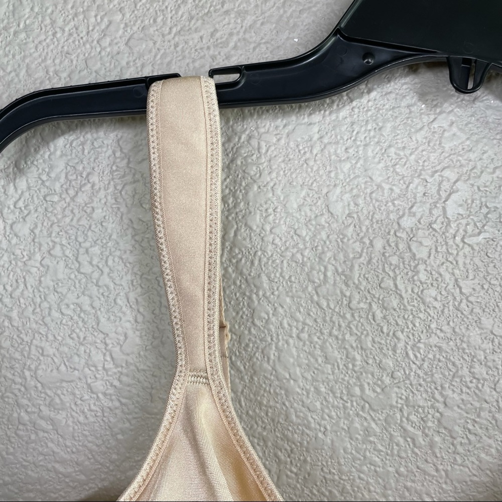 Bali Lift Live It Up Underwire Bra Smoothing Stitch Free Silky Size 38C Tan - Picture 2 of 7